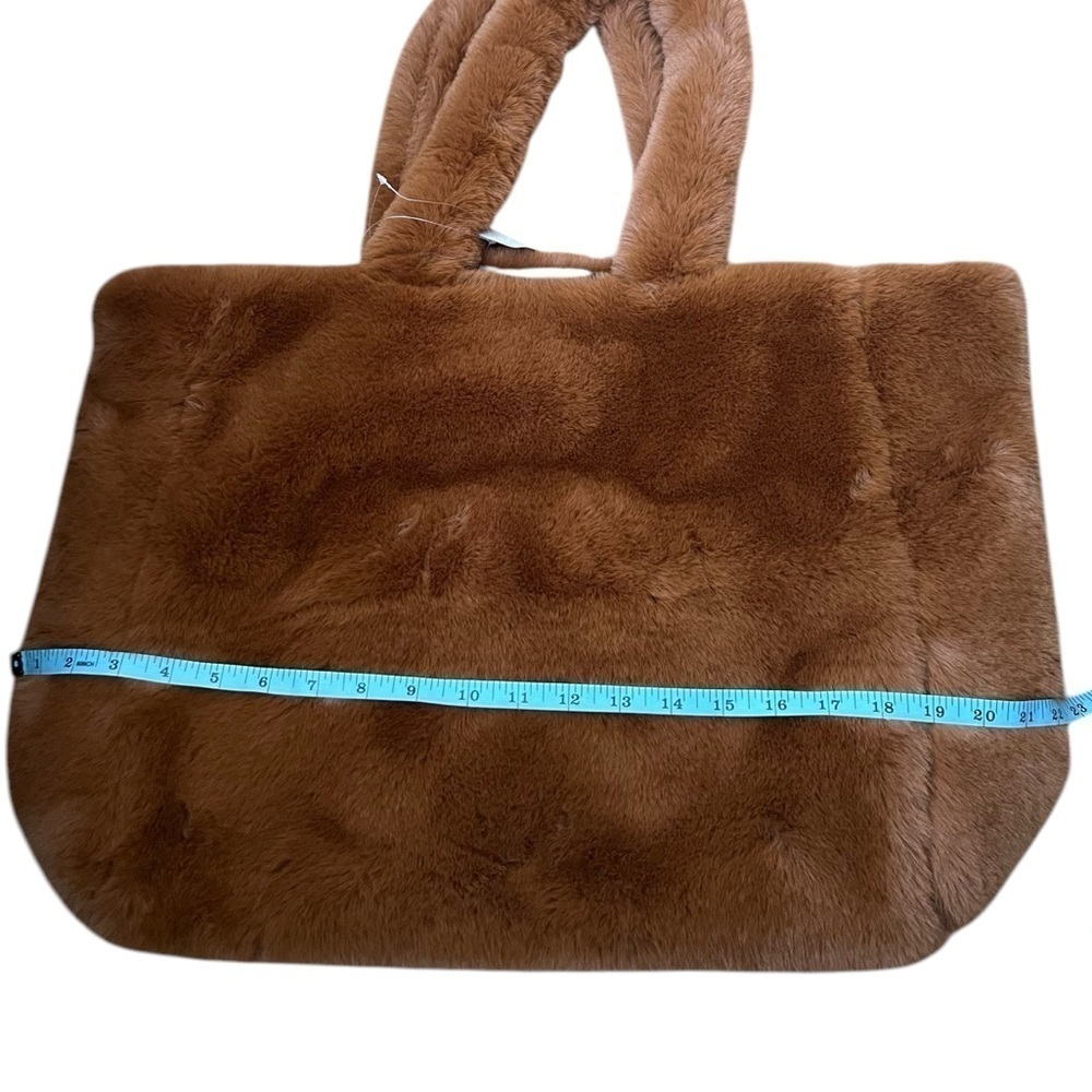 Free People Brown Tan Cozy Commuter Faux Fur Tote Bag NWT - Picture 7 of 9